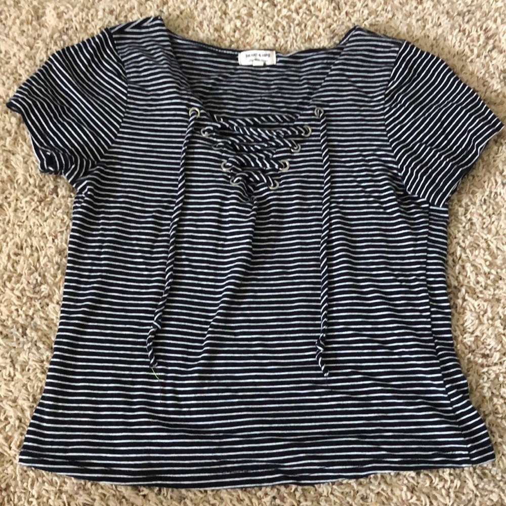 Tee shirt